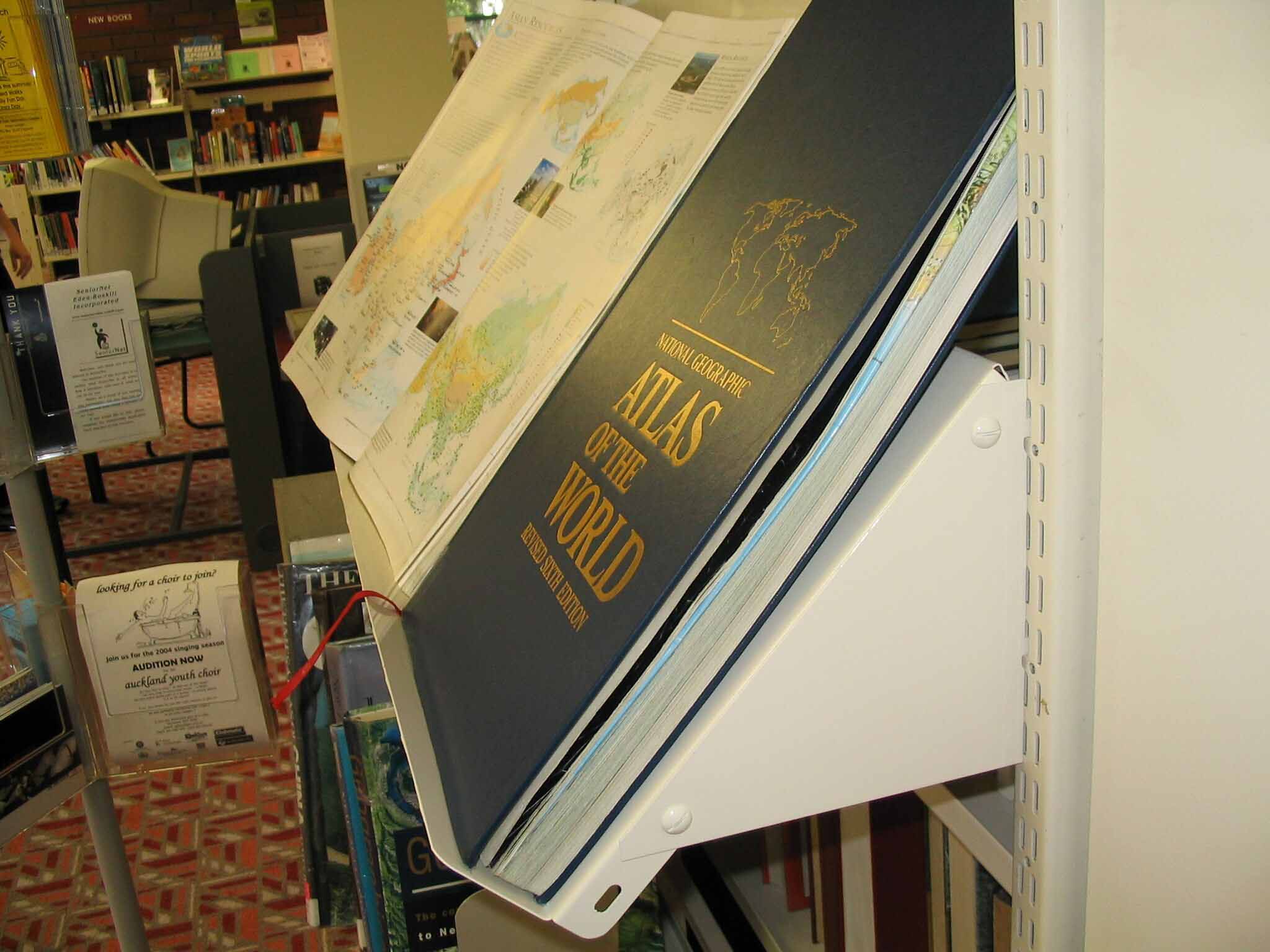 Display Utf 60 On 45 Bracket.jpg