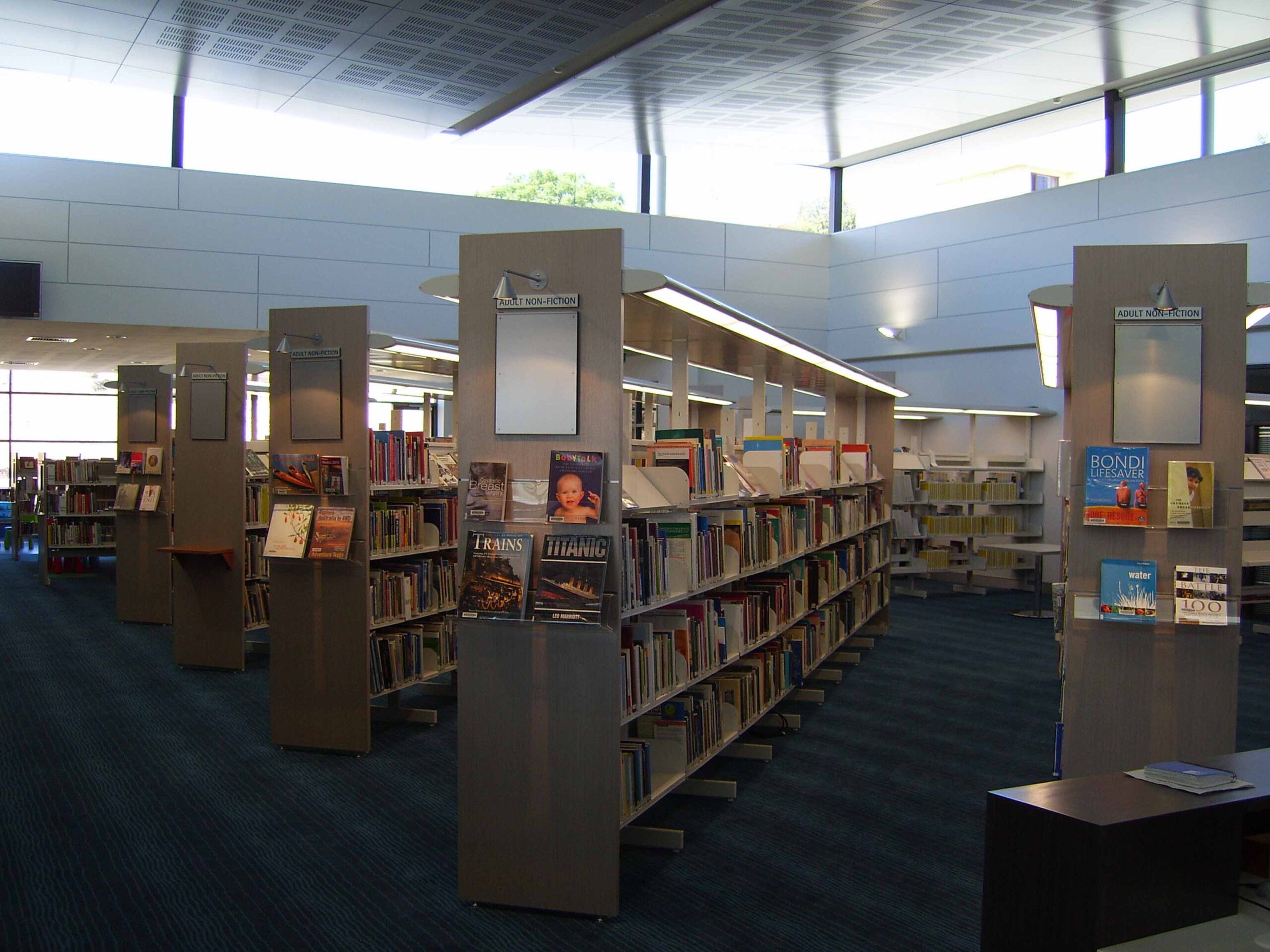 Melamine End Panel Slatwall 1 1.jpg