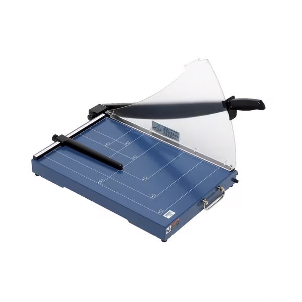 Web 1023 Ledah Guillotine.jpg