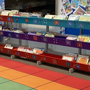 Hydestor book tub shelves close